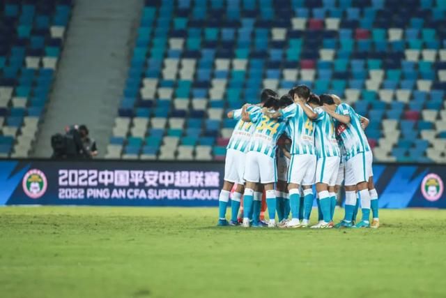 下半场补时3分钟，拜仁3-0斯图加特。